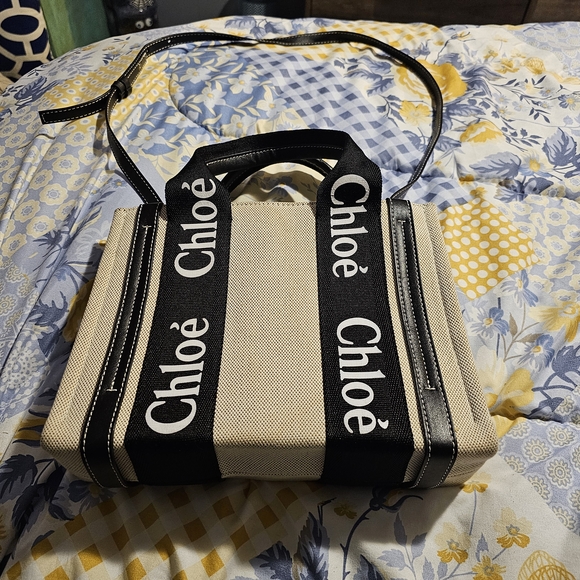 Beige and Black Women's Tote Bag - Picture 2 of 9